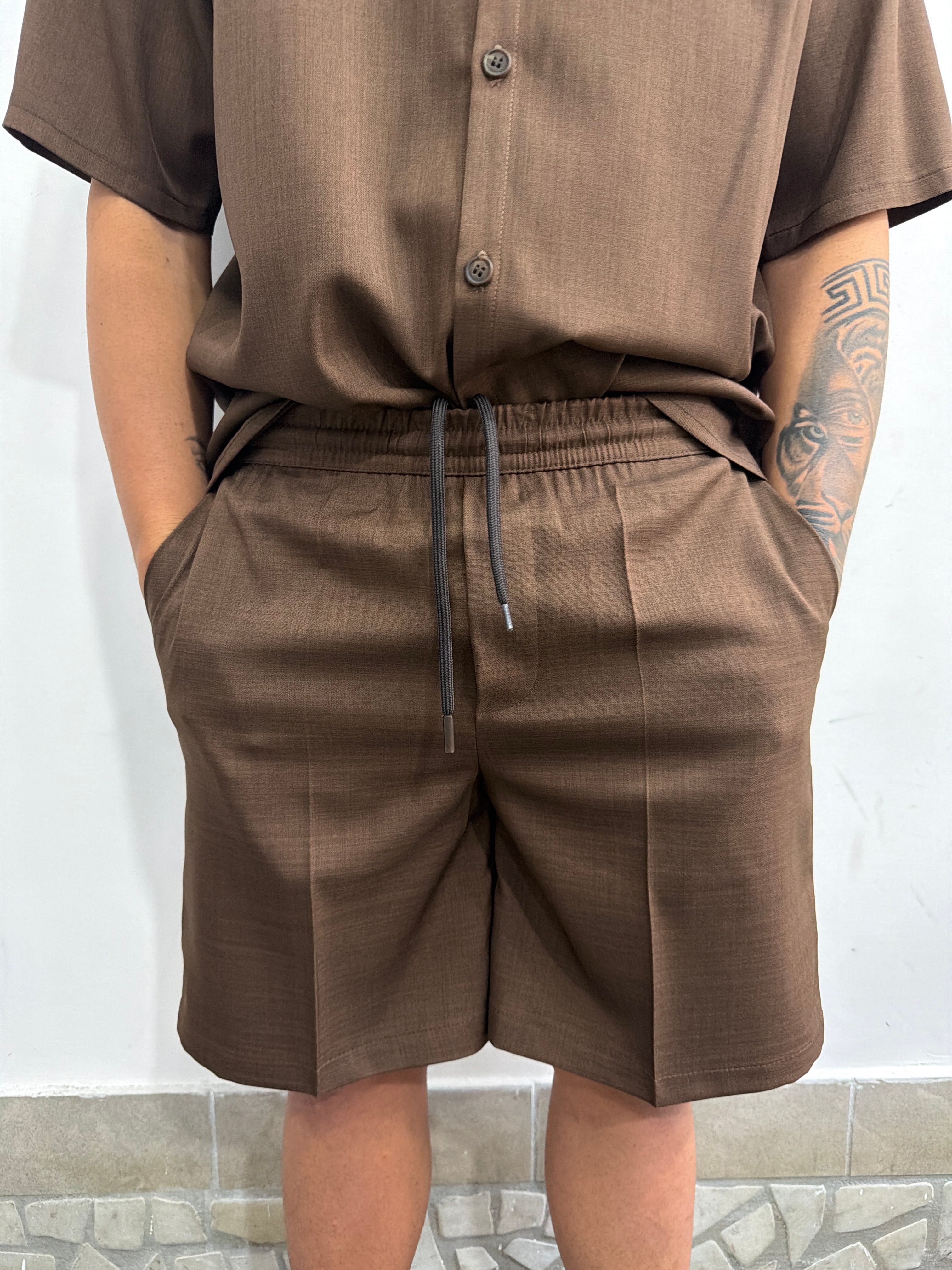 COORDINATO DIFFERENT BERMUDA E CAMICIA