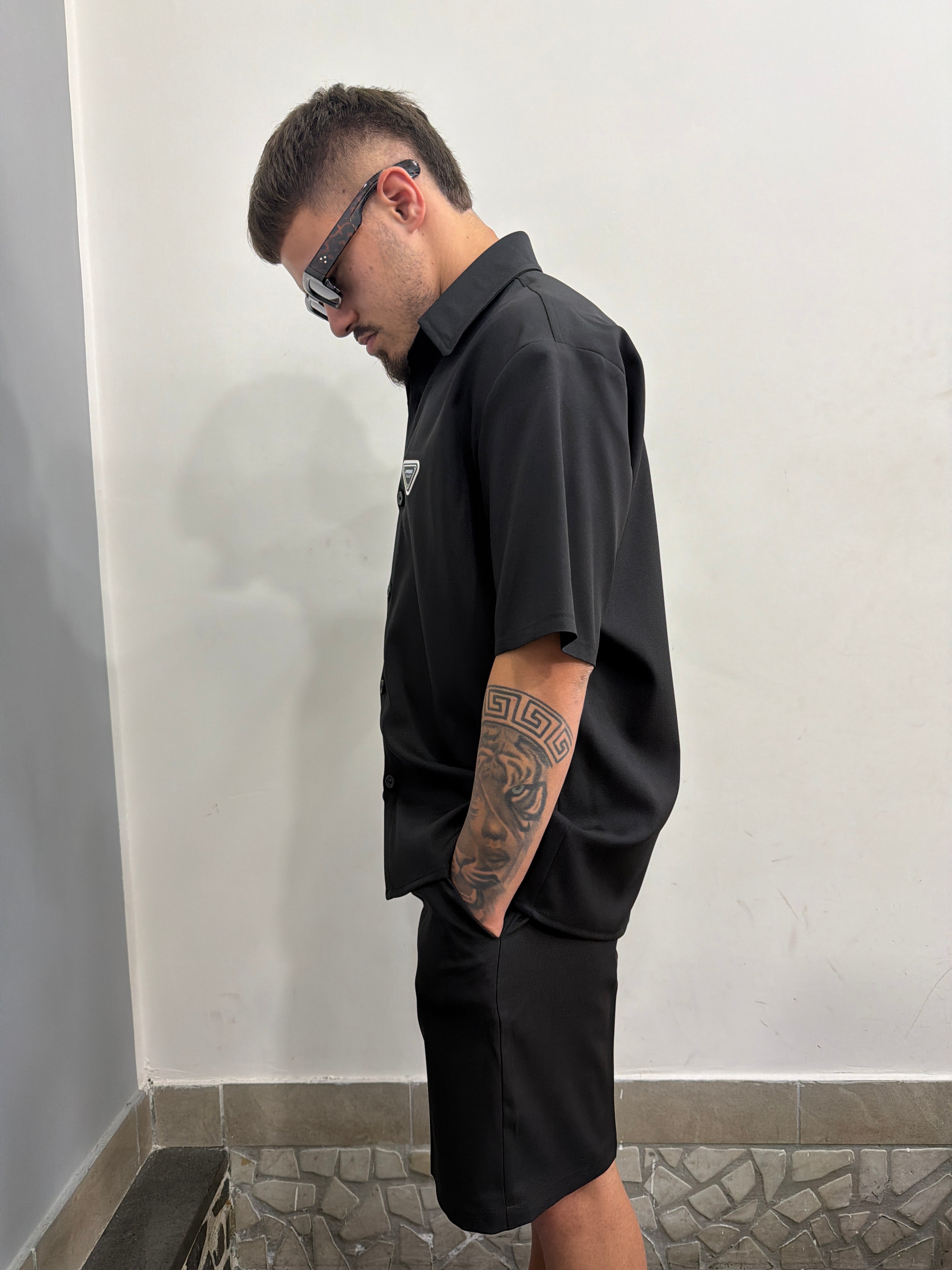 COORDINATO DIFFERENT BERMUDA E CAMICIA