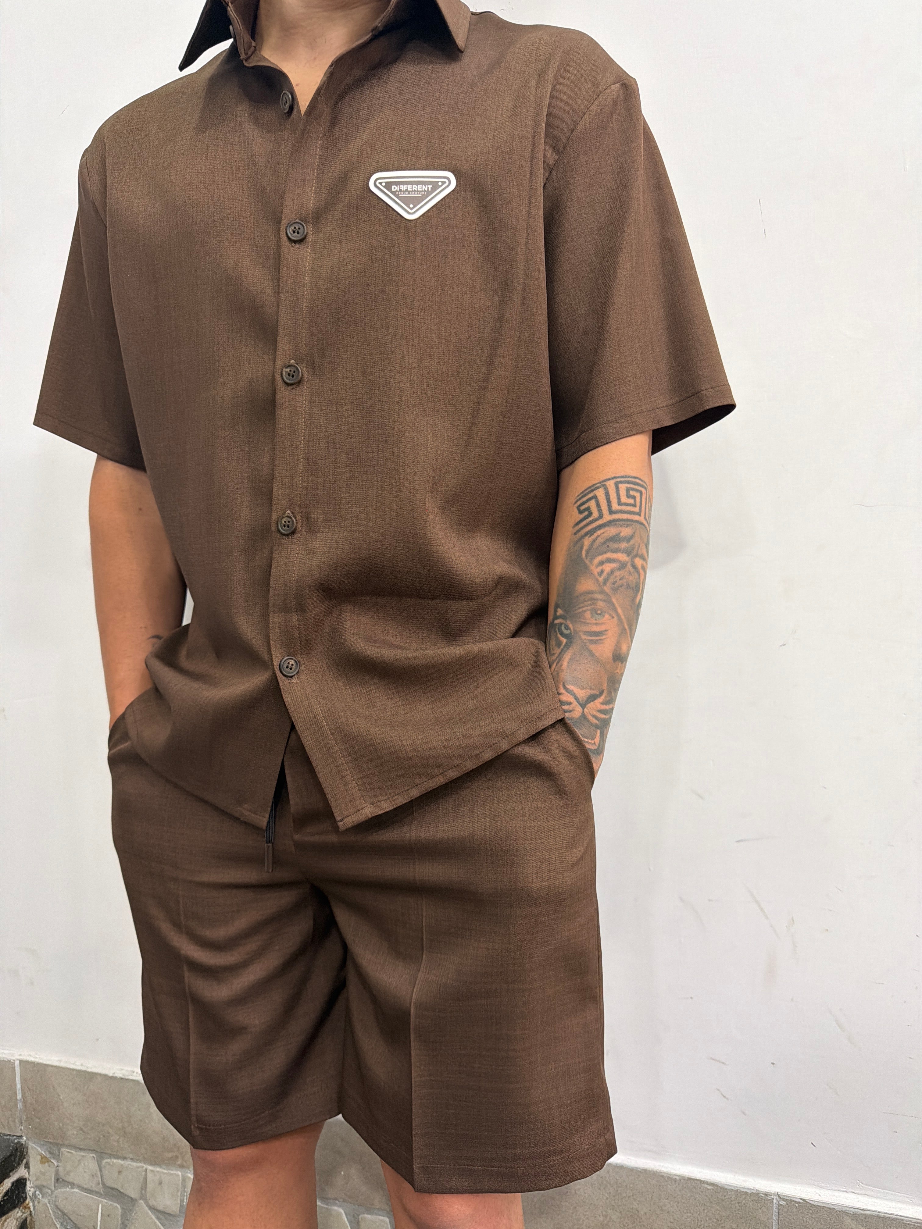 COORDINATO DIFFERENT BERMUDA E CAMICIA