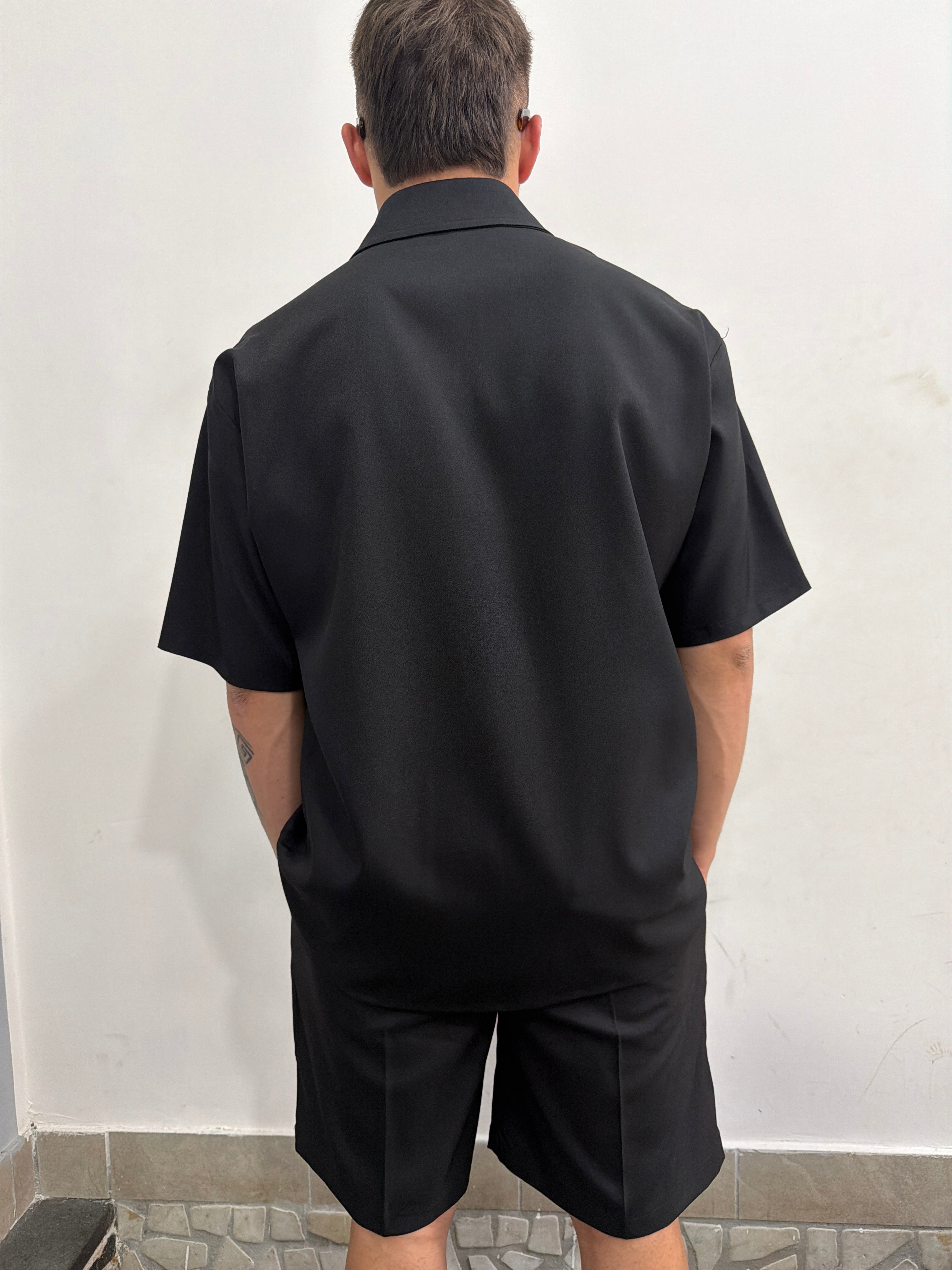 COORDINATO DIFFERENT BERMUDA E CAMICIA