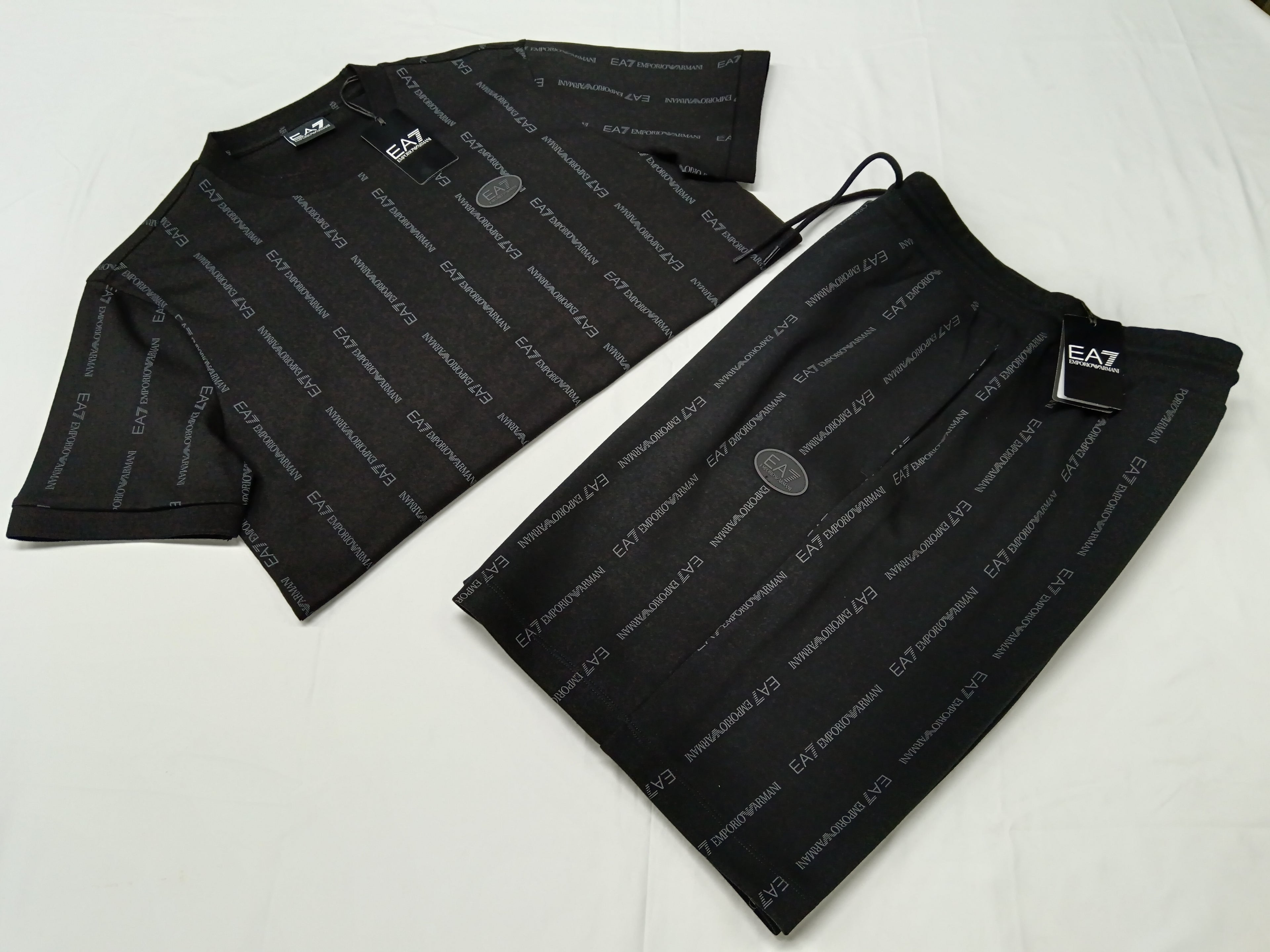 Completo EMPORIO ARMANI  MONOGRAM