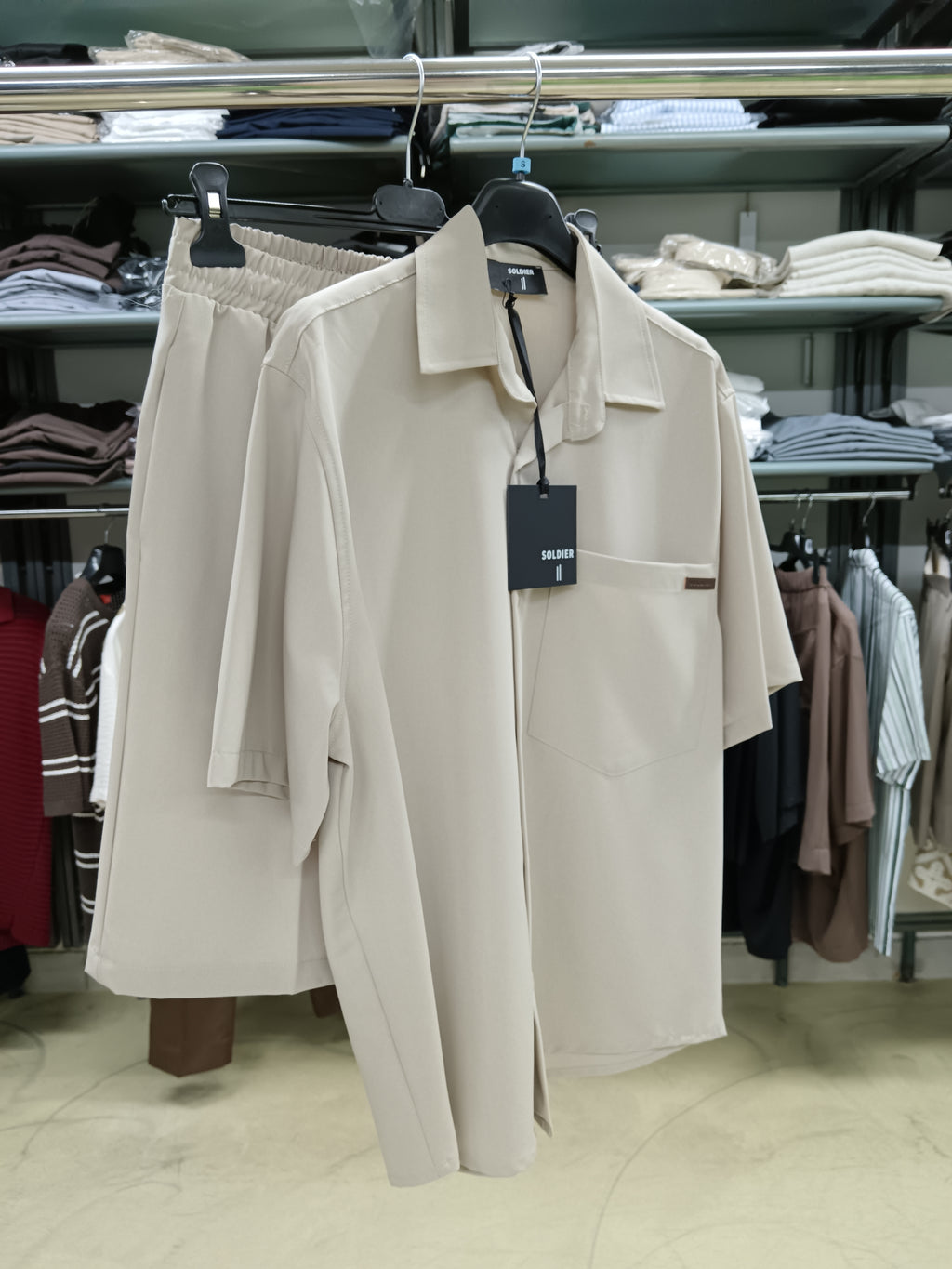 Coordinato uomo SOLDIER-camicia e bermuda beige